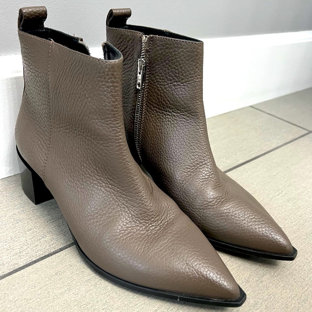 Everlane Italian Gray Leather Ankle Boots s